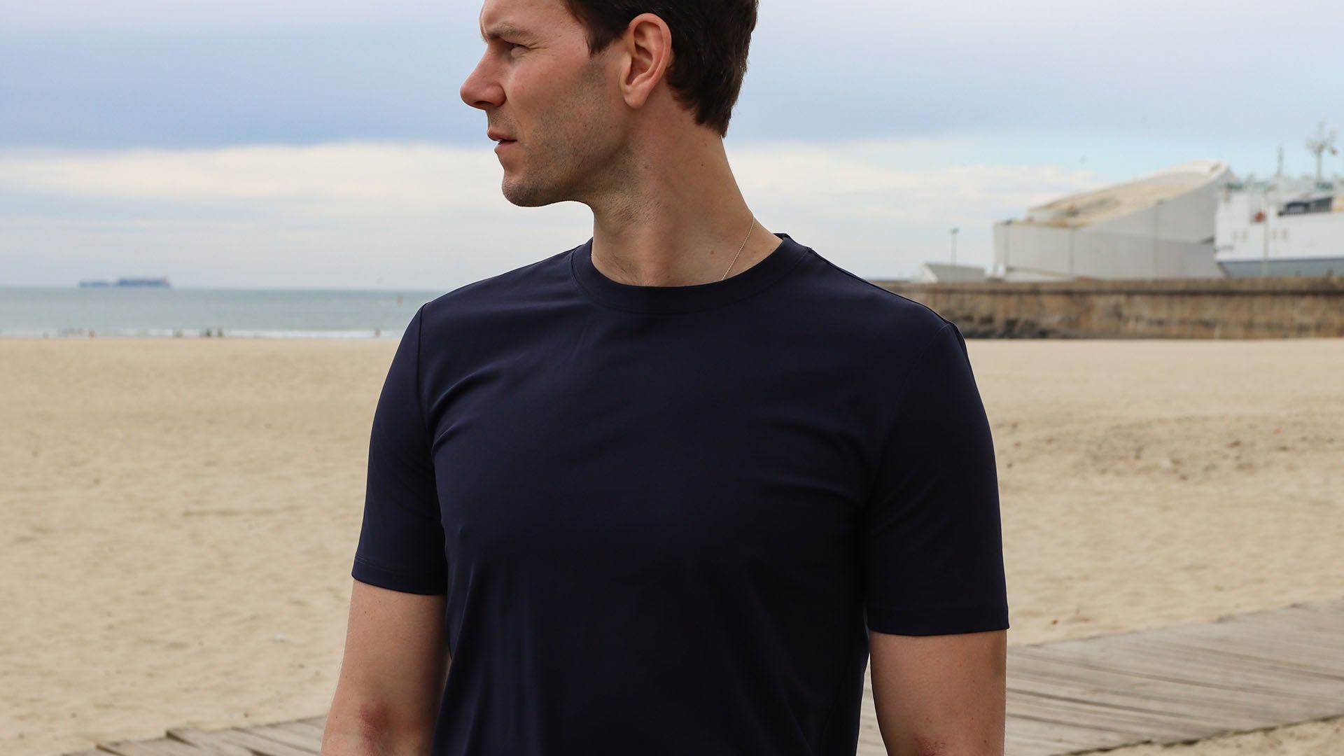 MediumTall Clothing logo