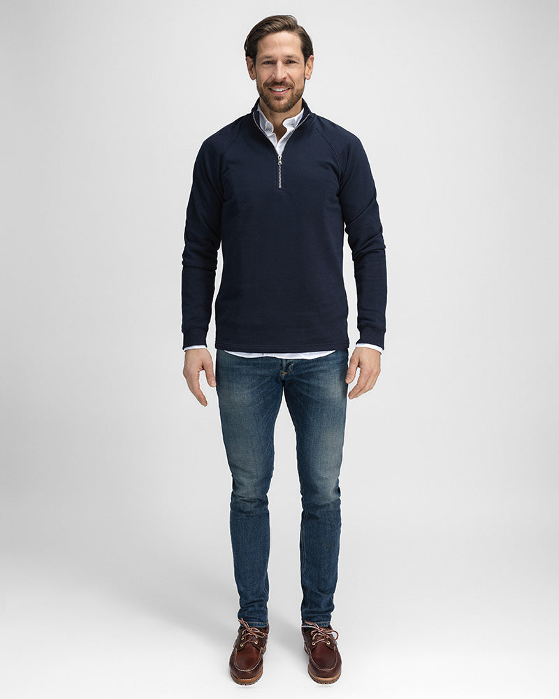 #color_navy